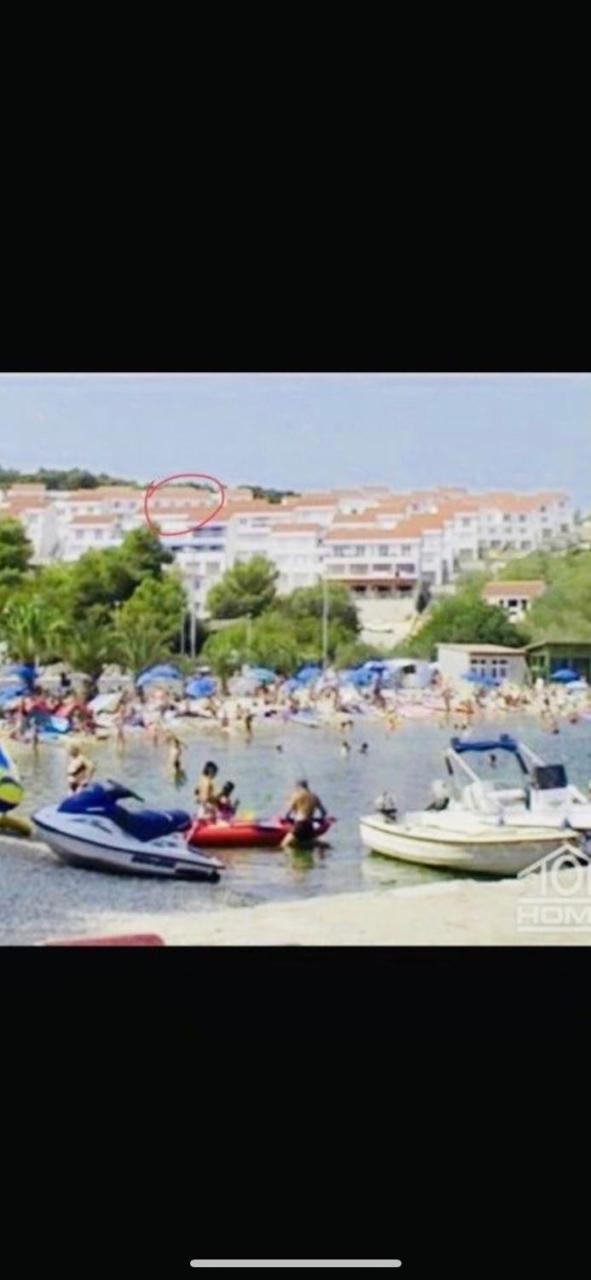 Apartman Ylli Nečujam Extérieur photo